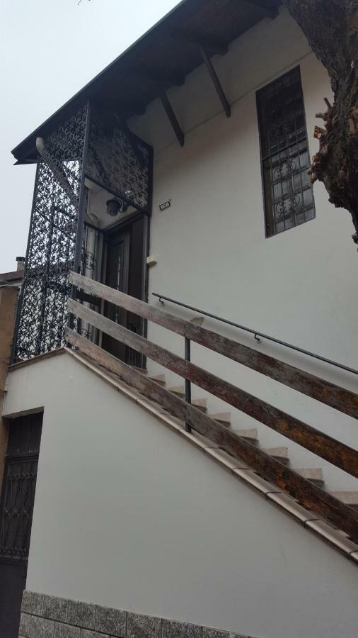 Typical Mountain Mansarda Close To Fiera Rho Milano Mind Pero Exterior photo